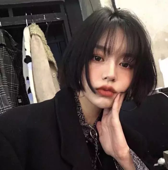 三女休夫